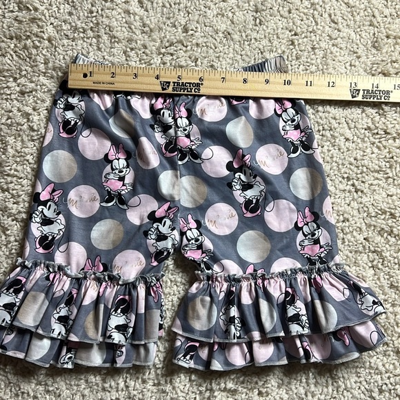 GIRLS MINNIE MOUSE BOUTIQUE SHORTS SIZE XXL WITH RUFFLE LEGS PREOWNED - Picture 10 of 11